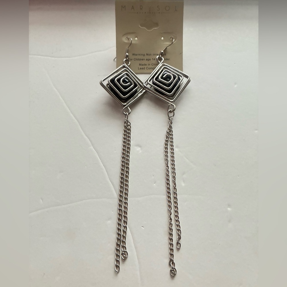 Silver Geometric Detailed Dangle Earrings